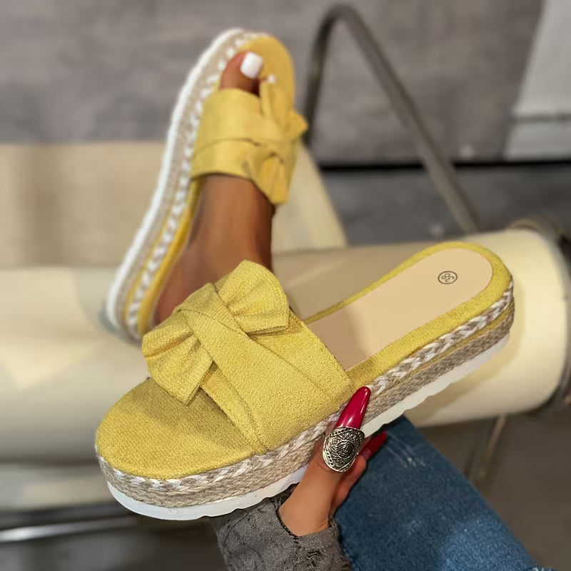Yellow / 9.5