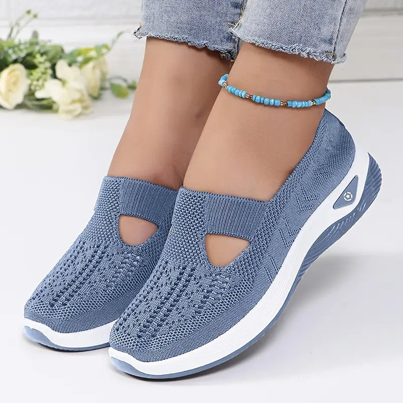 Blue / 12