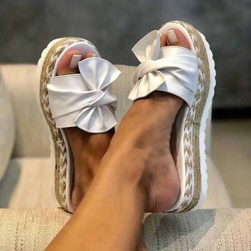 White / 9.5