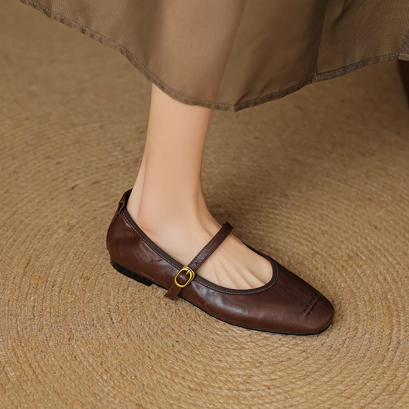 Brown / 12