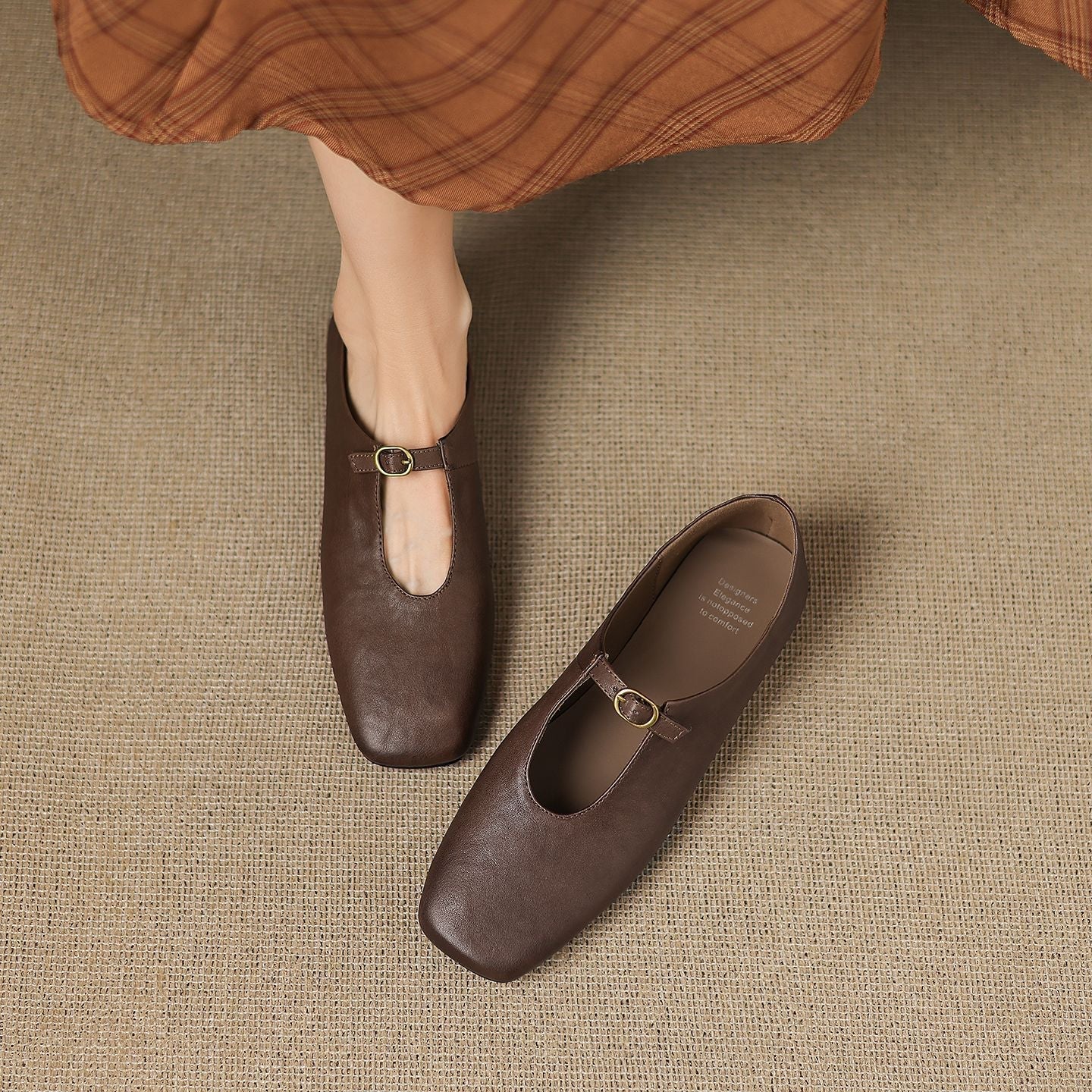 Brown / 12