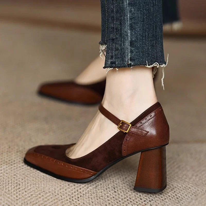 Brown / 12