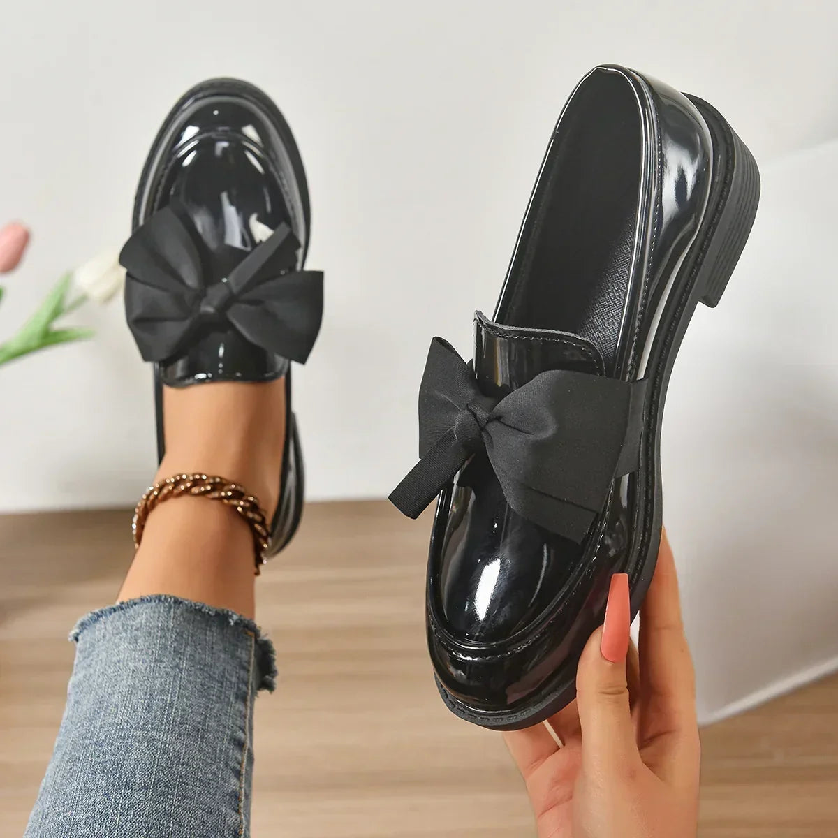 Glossy Black / 12