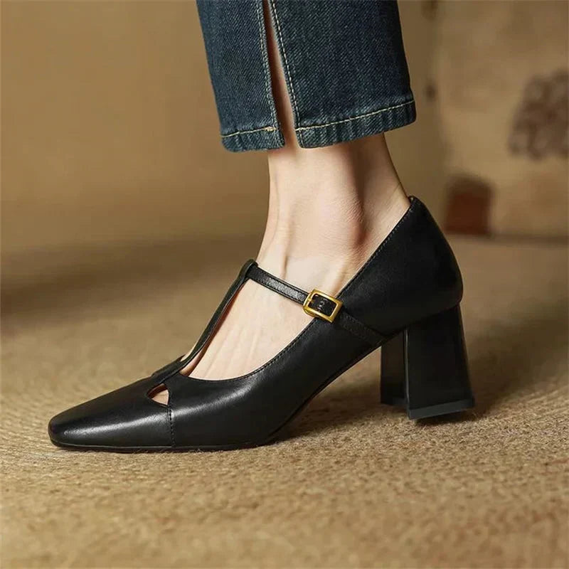 Black / 12