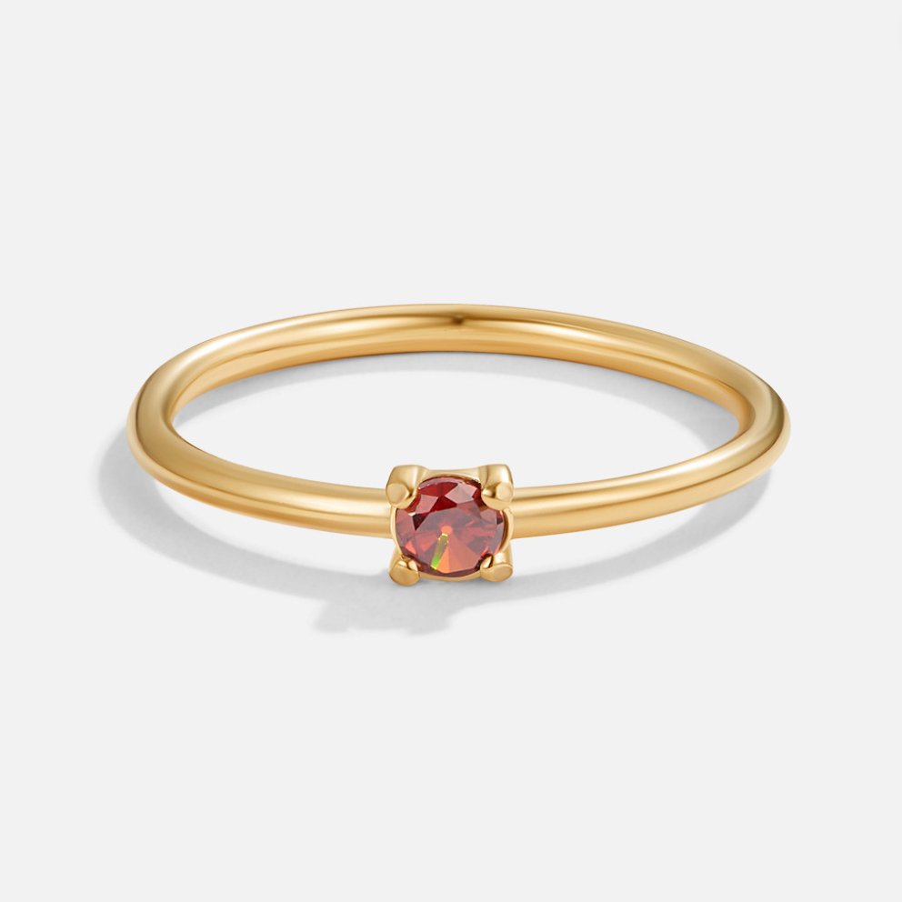 US 8 / January - Red Garnet