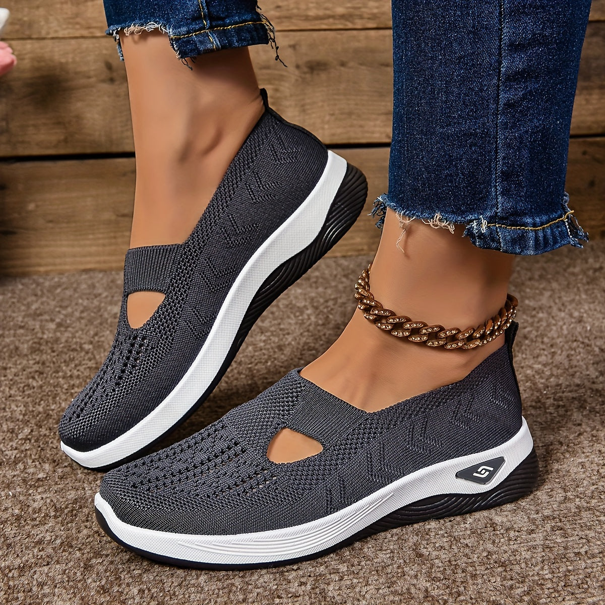 Dark Gray / 12