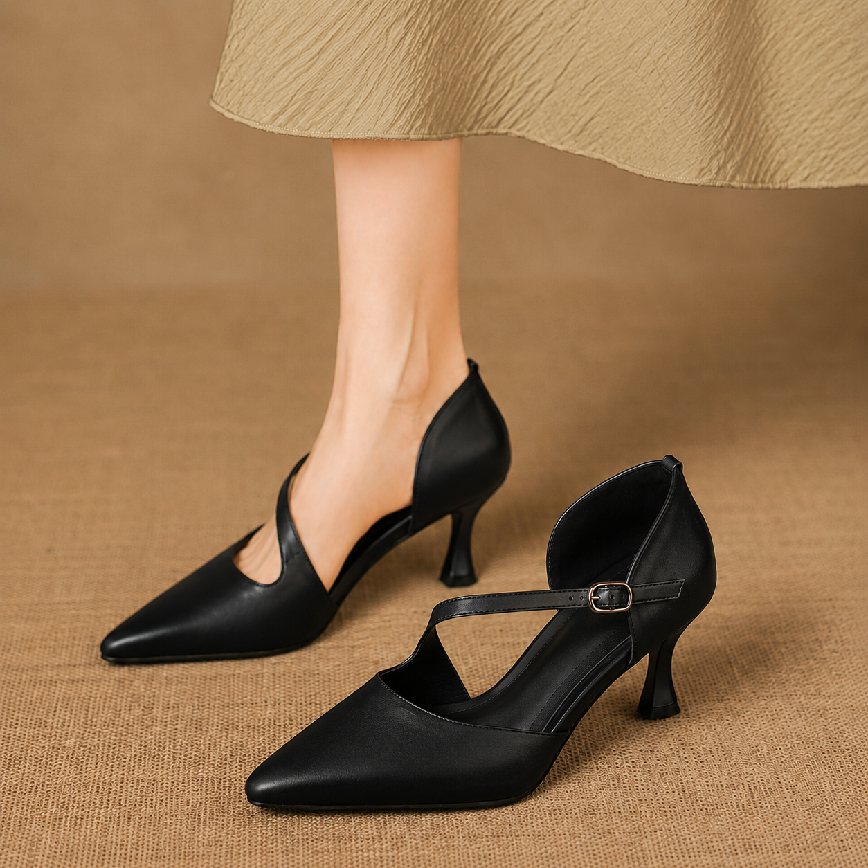 Black / 12