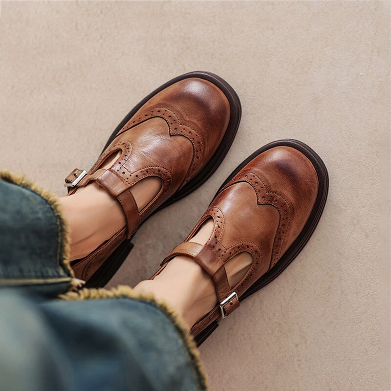 Brown / 12