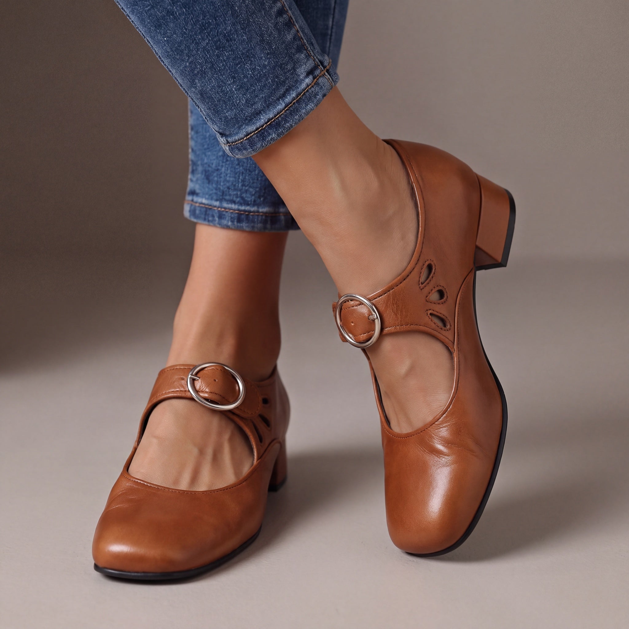 Brown / 9.5