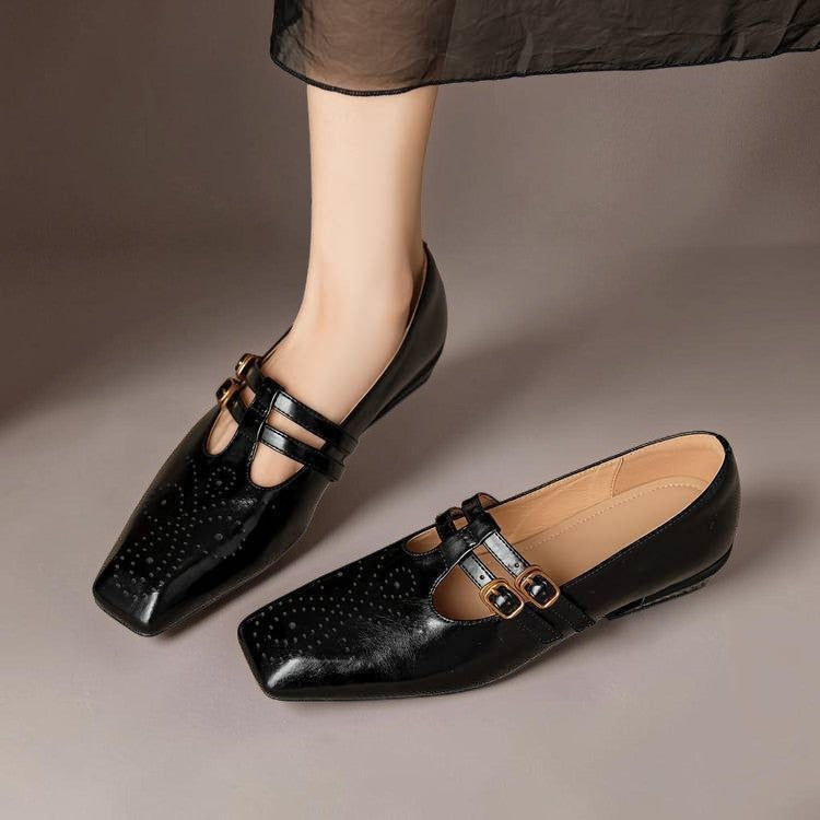Black / 12