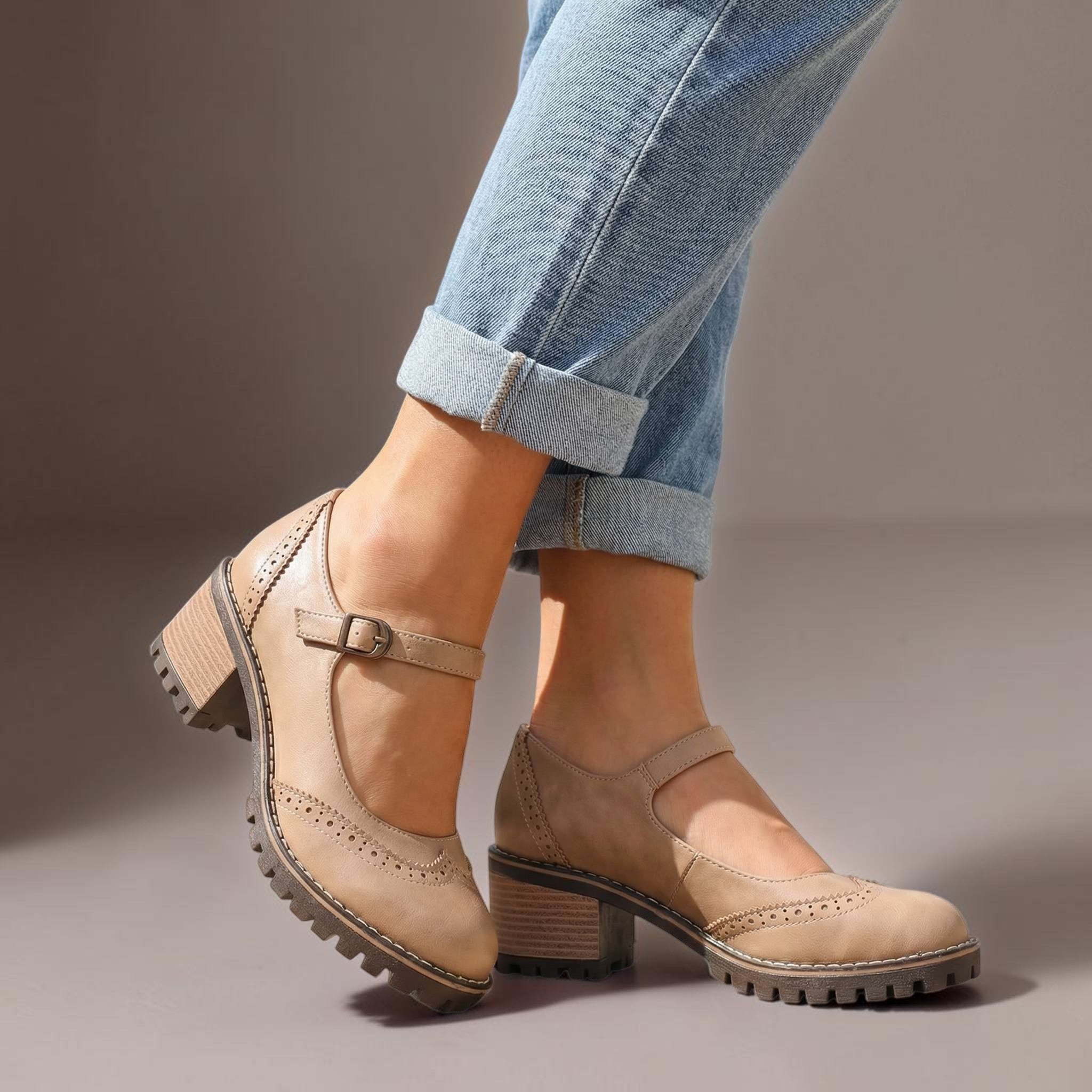 Beige / 9.5